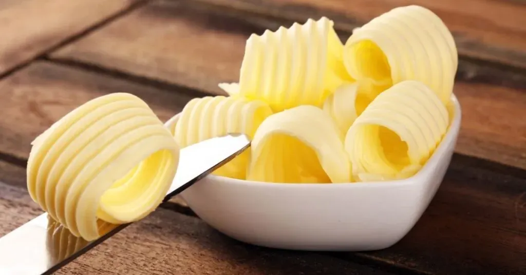 Grassi vegetali idrogenati: la margarina.
